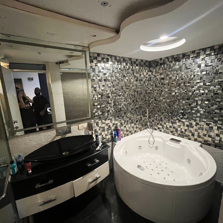 Team Area, kohli-one-malibu-town 3 Bedroom 240 Sq.Yd. Builder Floor In Malibu Town Gurgaon 8740105