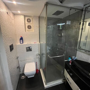 Team Area in 3 BHK Builder Floor at Kohli One Malibu Town, Malibu Town – for Rent