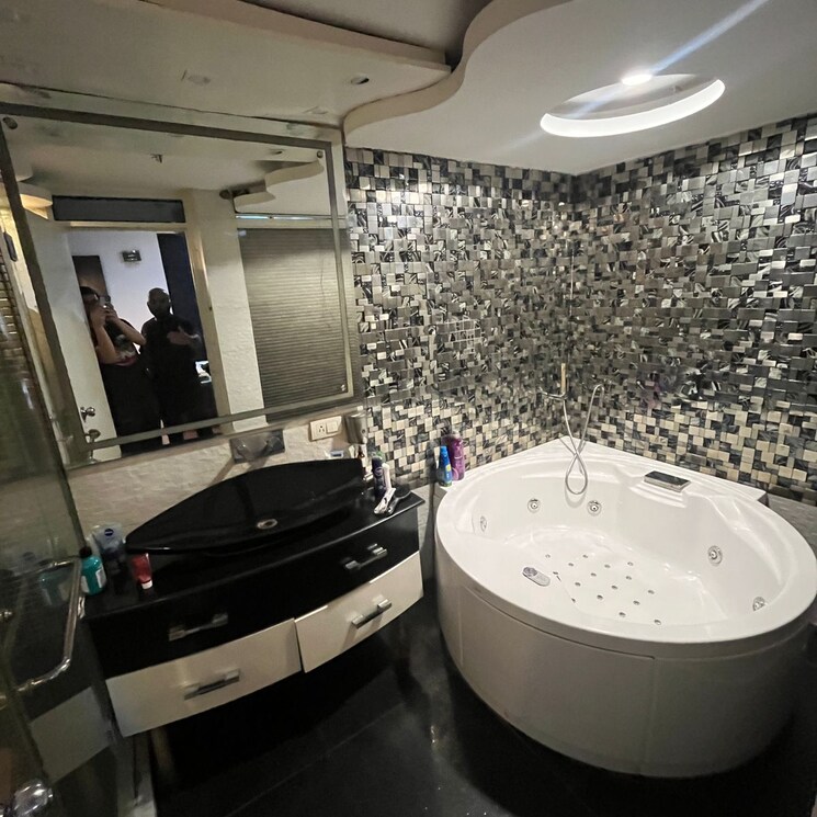 Team Area, kohli-one-malibu-town 3 Bedroom 240 Sq.Yd. Builder Floor In Malibu Town Gurgaon 8740105