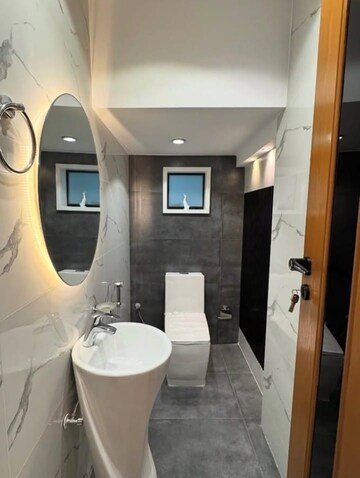 Bathroom in 3 BHK Builder Floor at Sector 29 – for Sale