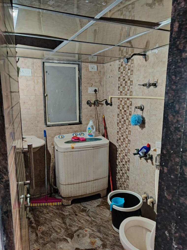 Bathroom, golden-isle 1 RK 340 Sq.Ft. Apartment In Goregaon East Mumbai 8740150