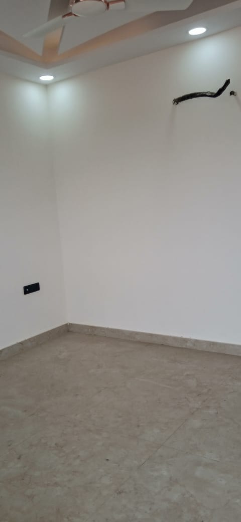 3.5 BHK + Extra Room Builder Floor For Sale in SLF Anushree