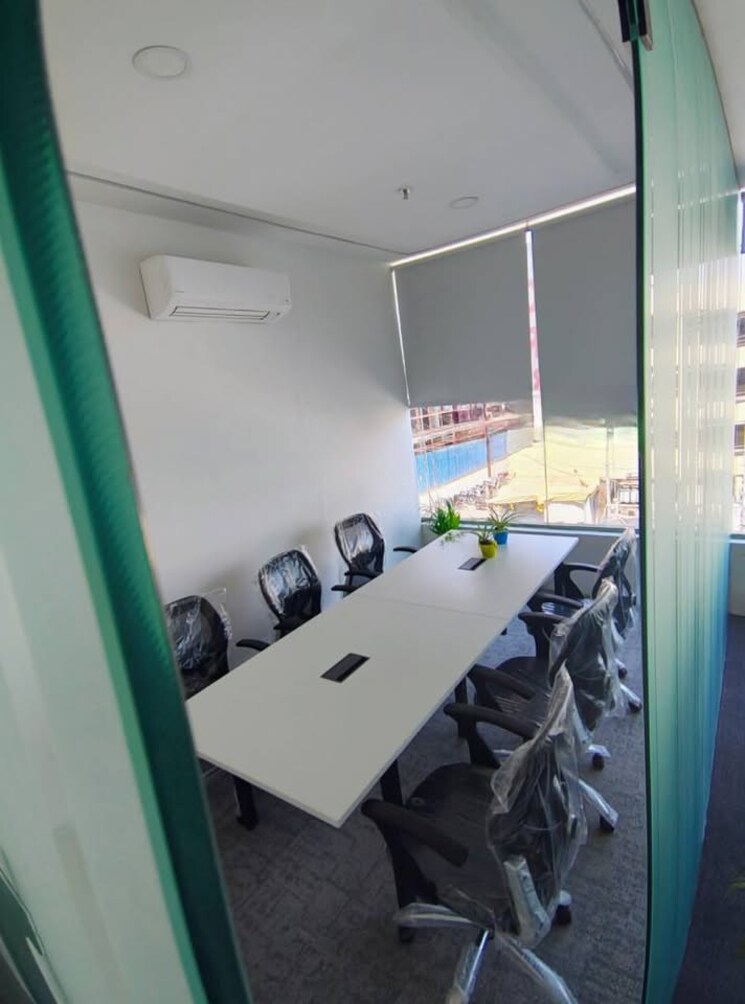 Team Area, vijay nagar Commercial Office Space 2200 Sq.Ft. In Vijay Nagar Indore 8740093