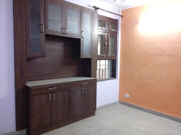 Room in 1 BHK Apartment at Molarband – for Rent