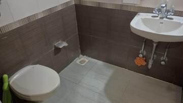 Bathroom in 2.5 BHK Apartment at Kohinoor City Phase Ii, Kurla – for Rent