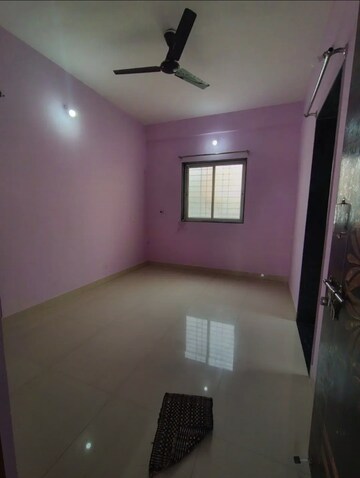 Master Bedroom in 1 BHK Independent House at Patil Nagar – for Rent