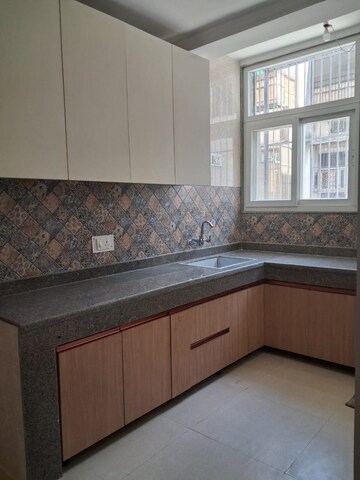Kitchen in 2 BHK Builder Floor at Ardee City, Sector 52 – for Rent