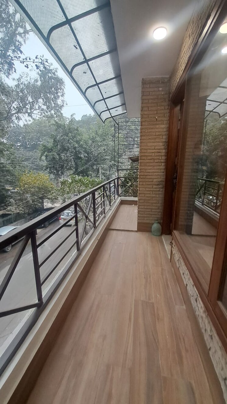 Balcony, greater kailash ii 4 Bedroom 2500 Sq.Ft. Apartment In Greater Kailash ii Delhi 8740332