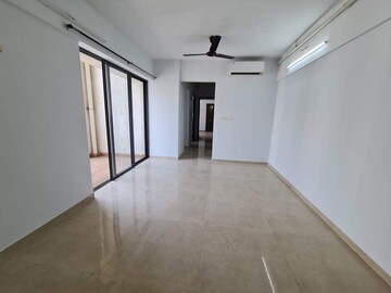 2 BHK Apartment For Rent in Lodha Palava Downtown, Dombivli East