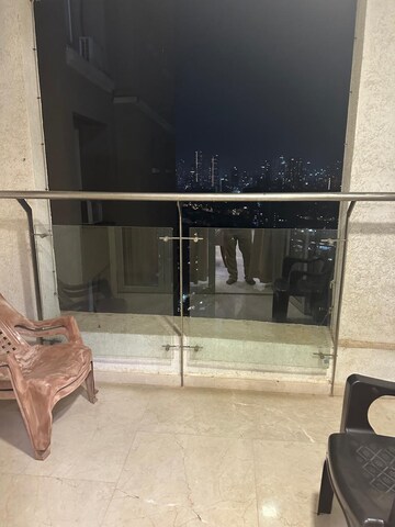 Parking in 3 BHK Apartment at Dosti Ambrosia, Wadala East – for Rent