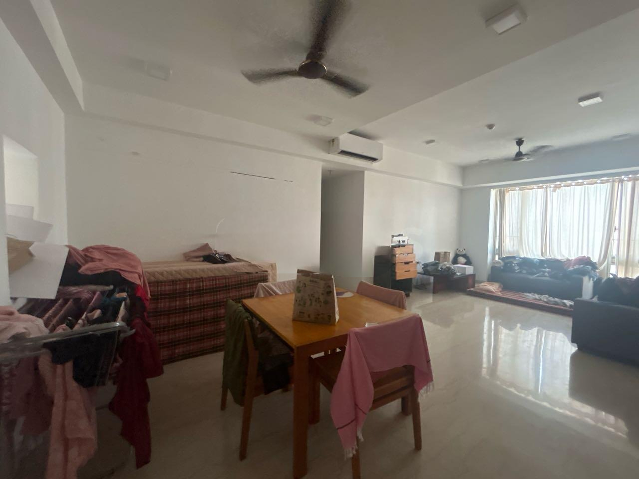 3 BHK + Pooja Room,Servant Room Apartment For Rent in Lodha Kiara