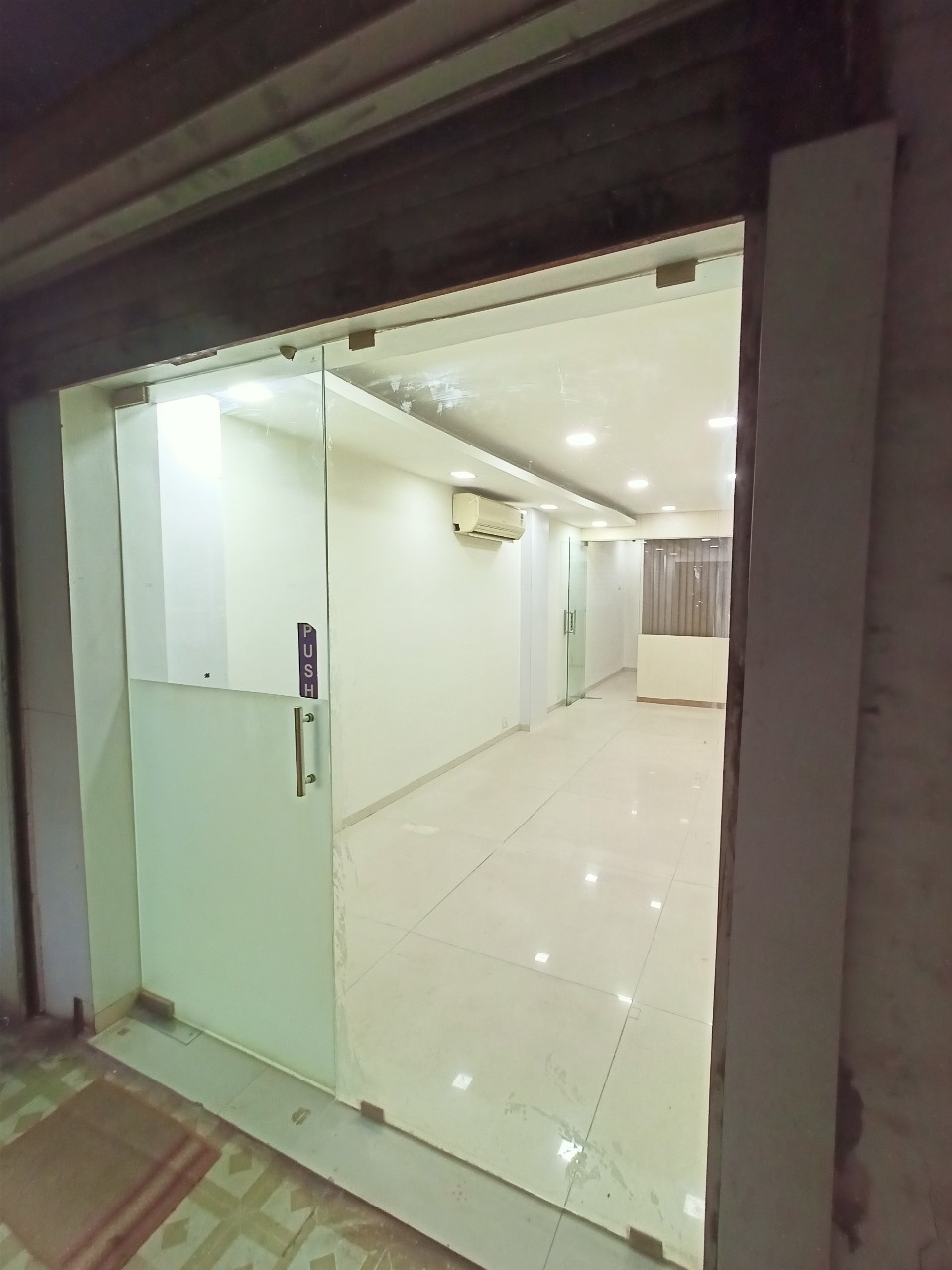 Office Space For Rent in Suyash Apartment Dadar West