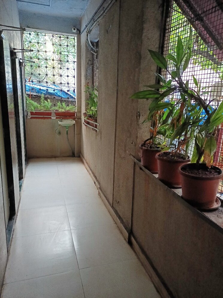 Floor Plan, suyash-apartment-dadar-west Commercial Office Space 300 Sq.Ft. In Dadar West Mumbai 8740385