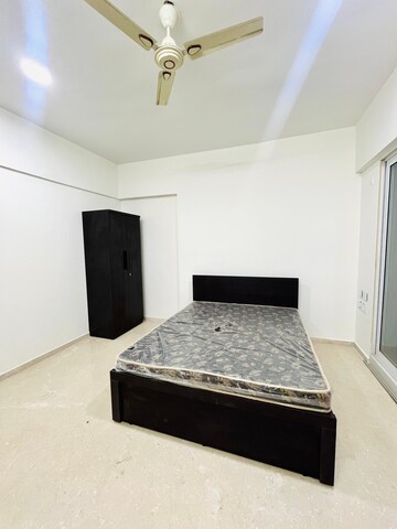  Pg For Rent in Goregaon West