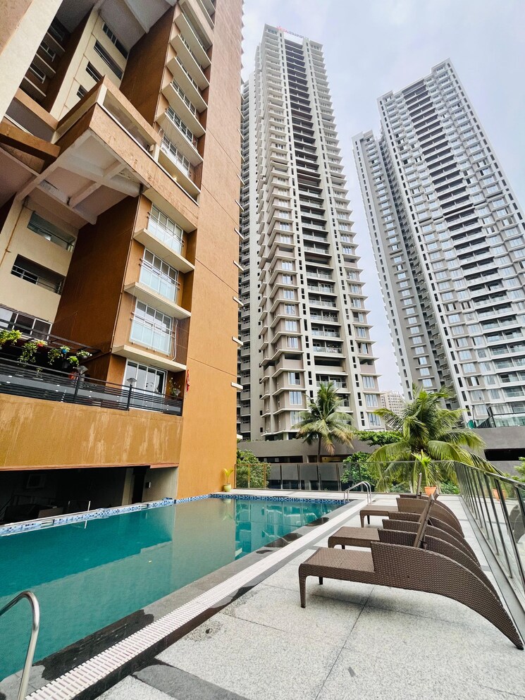 Room, goregaon west Pg For Boys & Girls In Goregaon West 8740412