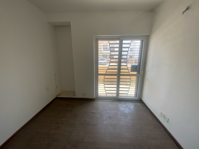 Room, sector 85 3 Bedroom 1500 Sq.Ft. Builder Floor In Sector 85 Faridabad 8740430