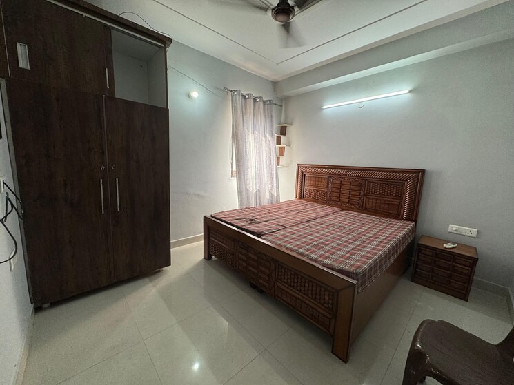 Bedroom, sector 45 4 Bedroom 2500 Sq.Ft. Builder Floor In Sector 45 Gurgaon 8740503