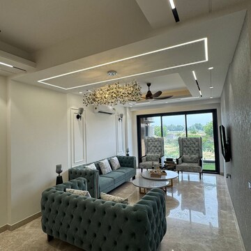 Bedroom in 4 BHK Builder Floor at Anant Raj The Estate Residences, Sector 63a – for Sale