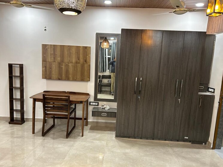 Room, green park extension 2 Bedroom 1650 Sq.Ft. Apartment In Green Park Extension Delhi 8740457