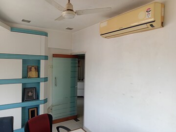 Furnished Amenities in  Office Space at Gold Cornet CHS, Andheri East – for Rent