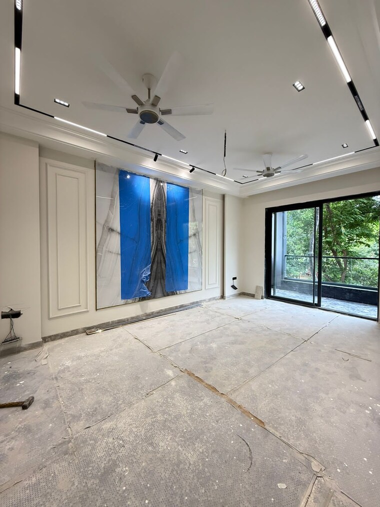 Room, ss-southend-floors 4 Bedroom 275 Sq.Yd. Builder Floor In South City 2 Gurgaon 8740551