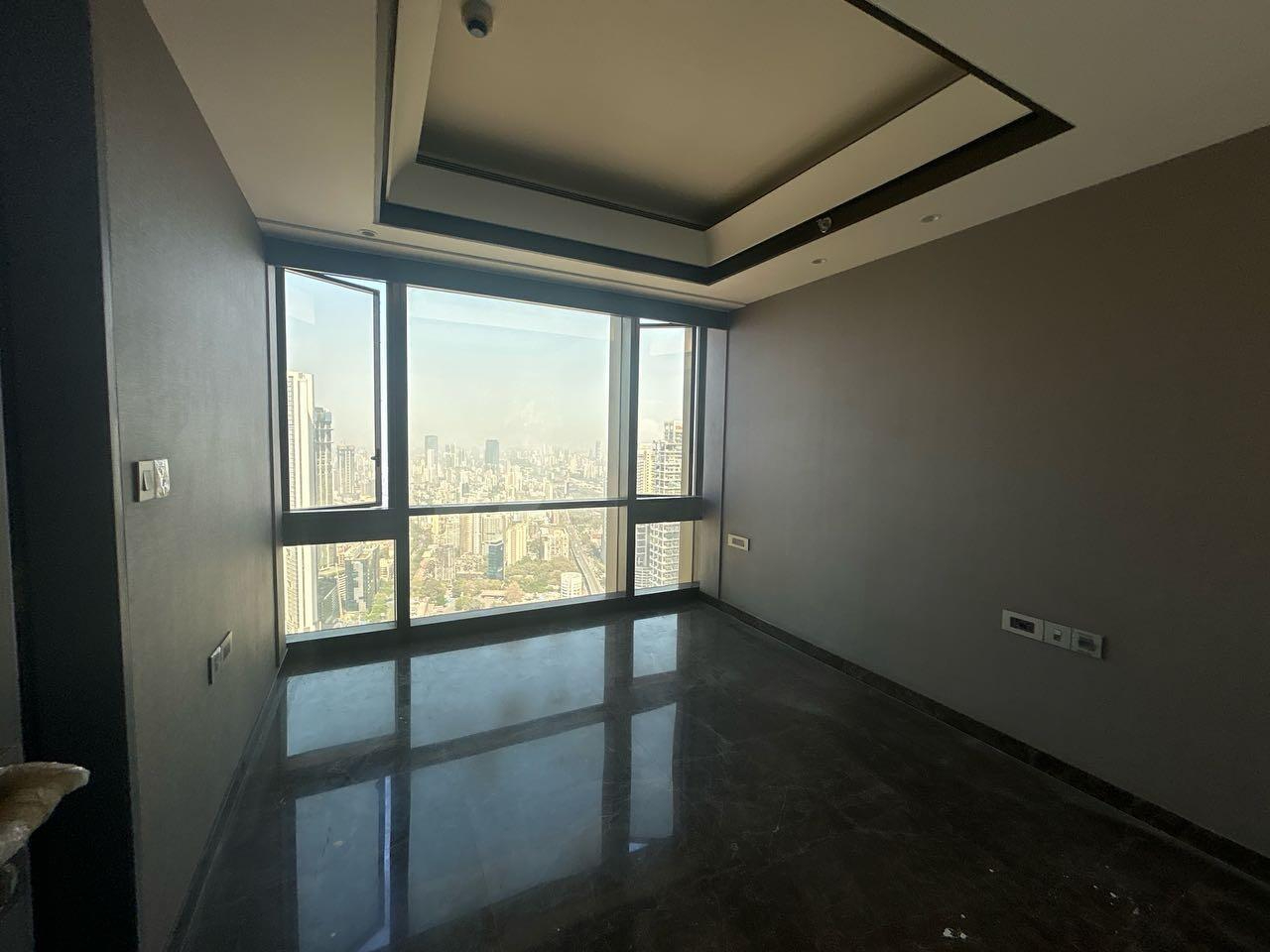 3 BHK + Servant Room Apartment For Rent in Lodha Trump Tower