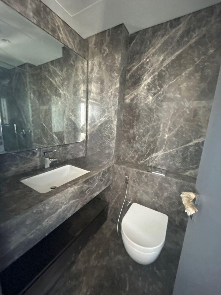 Bathroom, lodha-trump-tower 3 Bedroom 1327 Sq.Ft. Apartment In Worli Mumbai 8740529