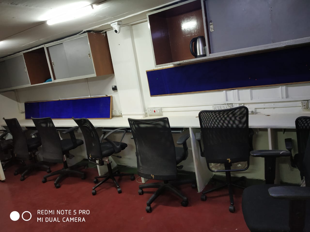 Office Space For Rent in Karnani Mansion 