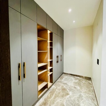 Kitchen in 4 BHK Builder Floor at Vipul World Plots, Sector 48 – for Sale