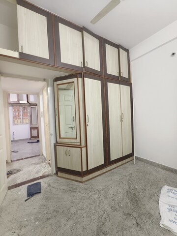 Room in 2 BHK Builder Floor at Hsr Layout – for Rent