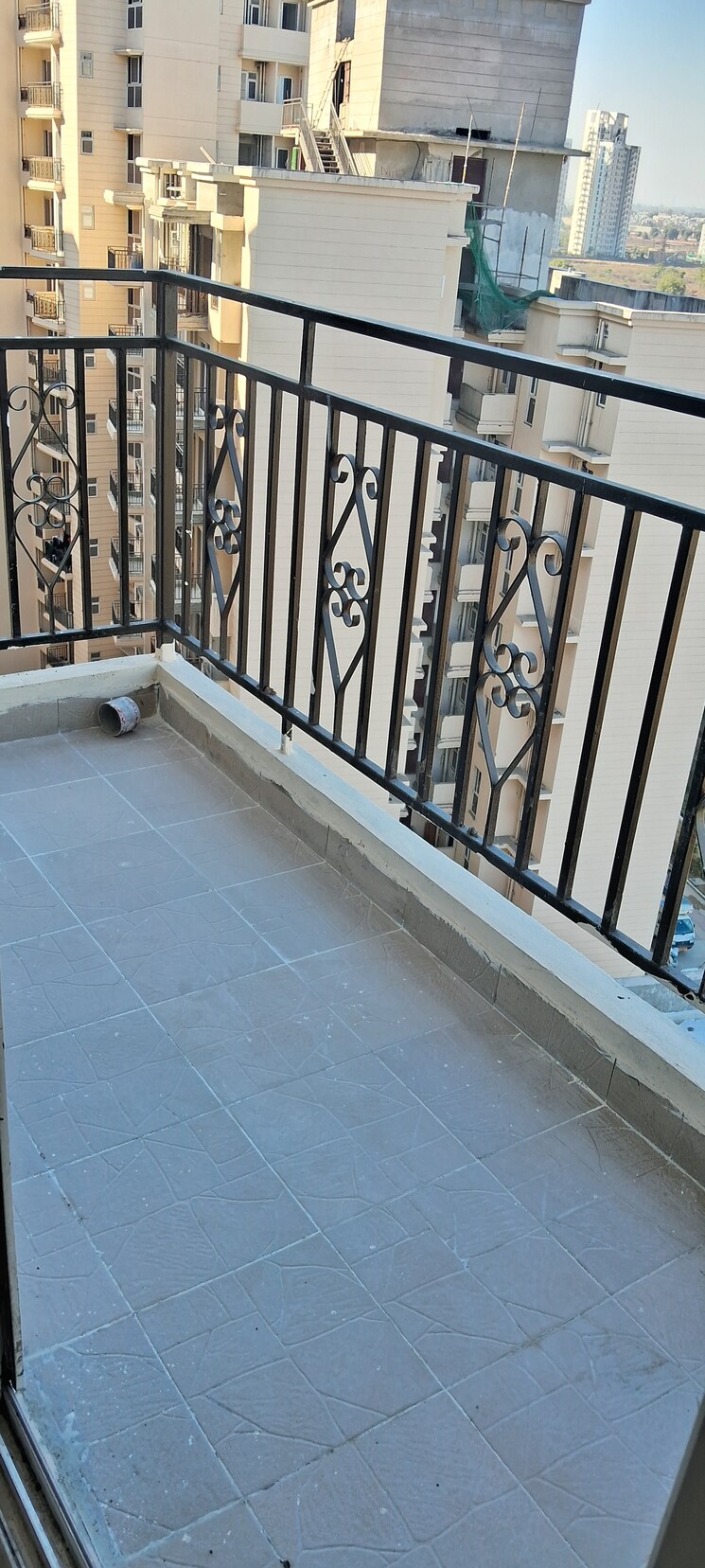 Balcony, signature-global-proxima 2 Bedroom 675 Sq.Ft. Apartment In Sector 89 Gurgaon 8740624