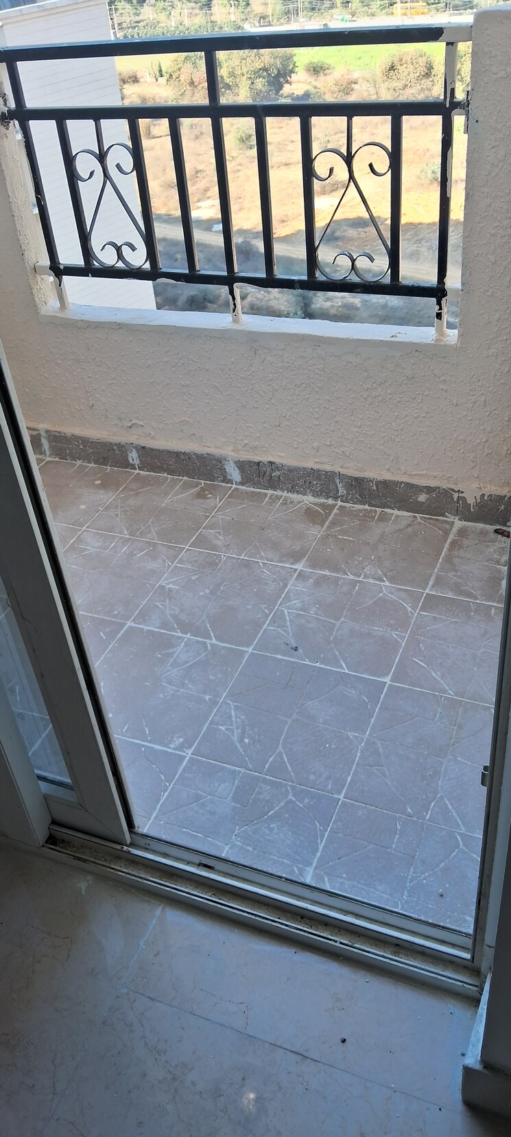 Balcony, signature-global-proxima 2 Bedroom 675 Sq.Ft. Apartment In Sector 89 Gurgaon 8740624