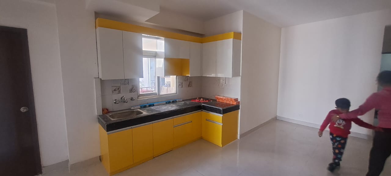 2 BHK Apartment For Rent in Signature Global The Roselia