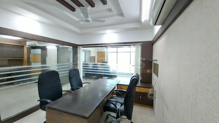  Parking, sg highway Commercial Office Space 1441 Sq.Ft. In Sg Highway Ahmedabad 8740604