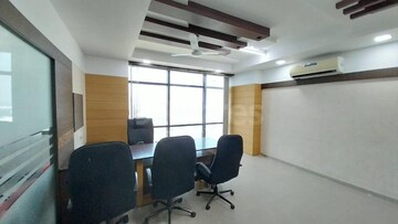  Office Space For Rent in Sg Highway
