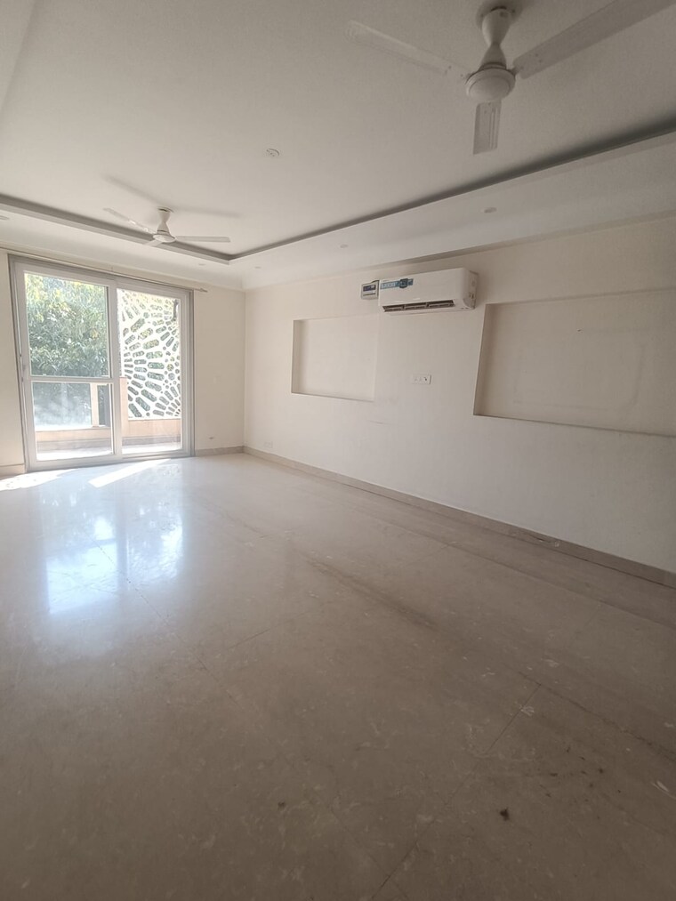 Room, alphacorp-gurgaon-one-22 3.5 Bedroom 2400 Sq.Ft. Apartment In Sector 22 Gurgaon 8740626