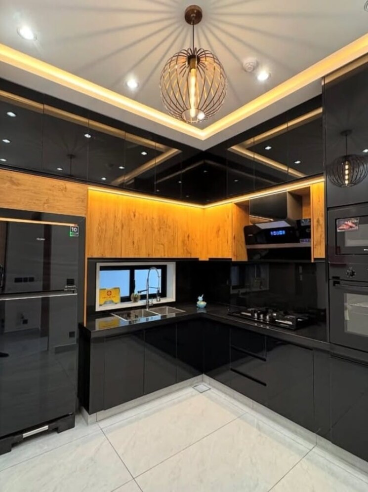 Kitchen, sector 33 3.5 Bedroom 3240 Sq.Ft. Builder Floor In Sector 33 Faridabad 8740661