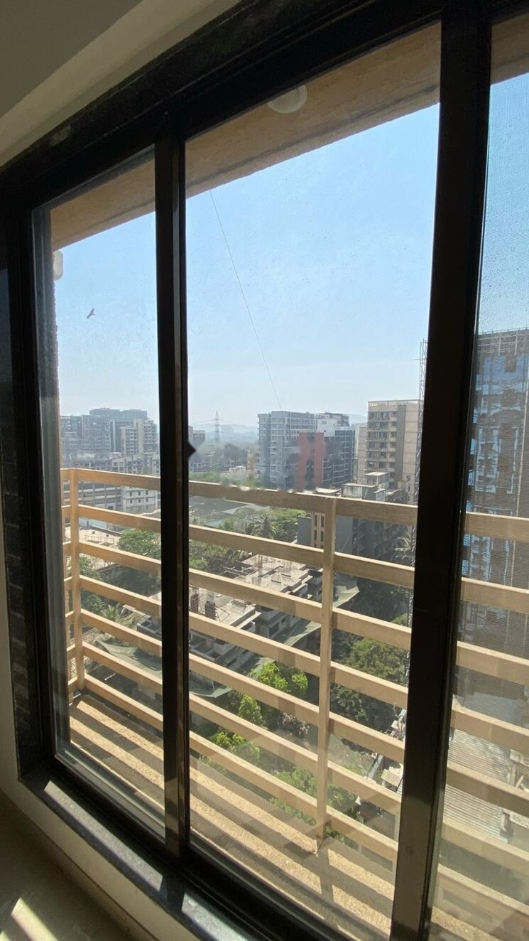 Balcony, pragati-icon-ghatkopar 3 Bedroom 888 Sq.Ft. Apartment In Ghatkopar East Mumbai 8740648