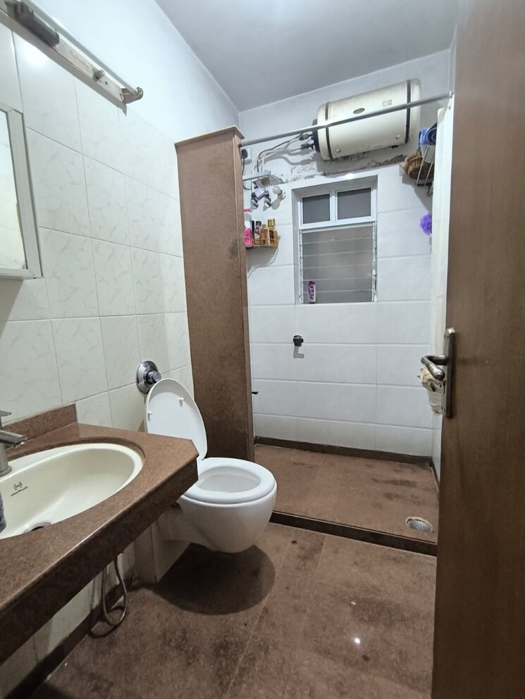 Bathroom, vastu-tower 2 Bedroom 750 Sq.Ft. Apartment In Malad West Mumbai 8740693