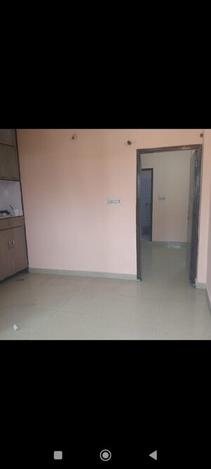 Room in 3 BHK Builder Floor at Shakti Khand Iii – for Sale