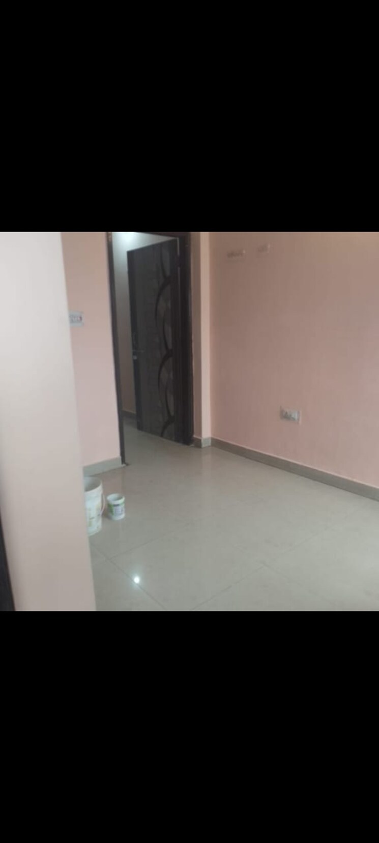 Room, shakti khand iii 3 Bedroom 900 Sq.Ft. Builder Floor In Shakti Khand Iii Ghaziabad 8740749