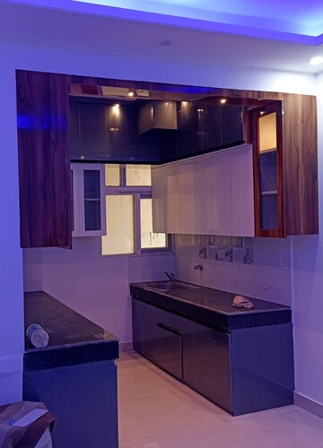 Kitchen in 2 BHK Apartment at Signature Global The Roselia, Sector 95a – for Sale