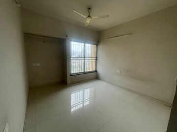 Room in 2 BHK Apartment at Rustomjee Azziano Wing E, Majiwada – for Rent