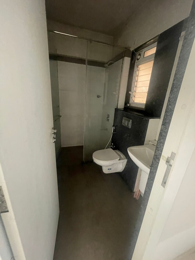 Bathroom, rustomjee-azziano-wing-e 2 Bedroom 646 Sq.Ft. Apartment In Majiwada Thane 8740751