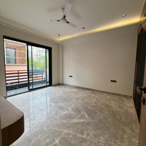 Room in 4 BHK Builder Floor at South City 2 – for Sale