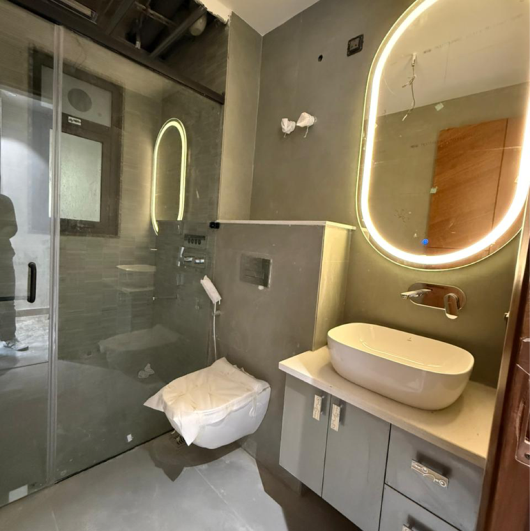 Bathroom, south city 2 4 Bedroom 275 Sq.Yd. Builder Floor In South City 2 Gurgaon 8740776