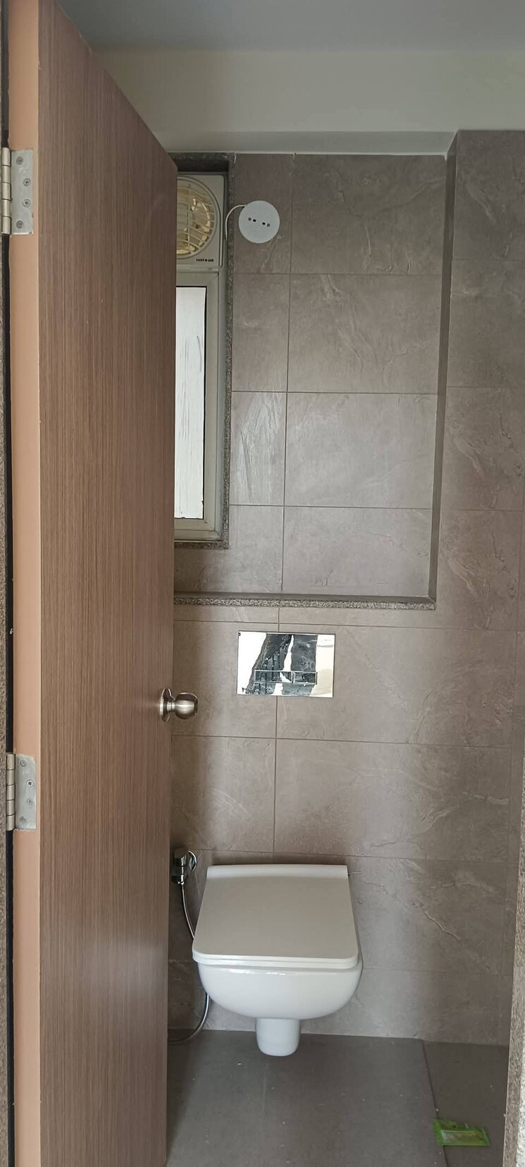Bathroom, godrej-nest-kandivali 1 Bedroom 428 Sq.Ft. Apartment In Kandivali East Mumbai 8740845