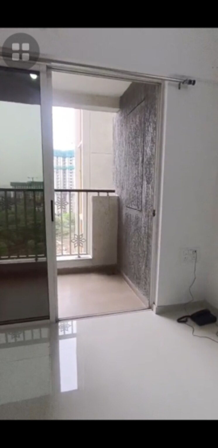 Room, dombivli east 1 Bedroom 350 Sq.Ft. Apartment In Dombivli East Thane 8740861