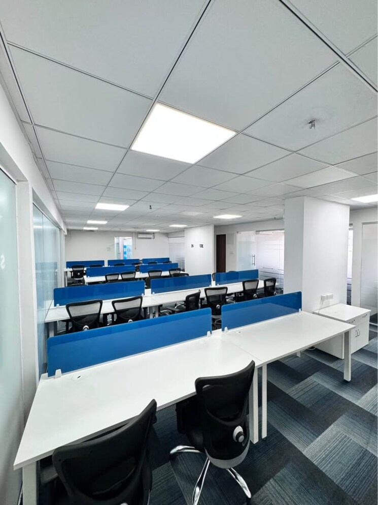 Team Area, scheme 140 Commercial Office Space 1350 Sq.Ft. In Scheme 140 Indore 8740848