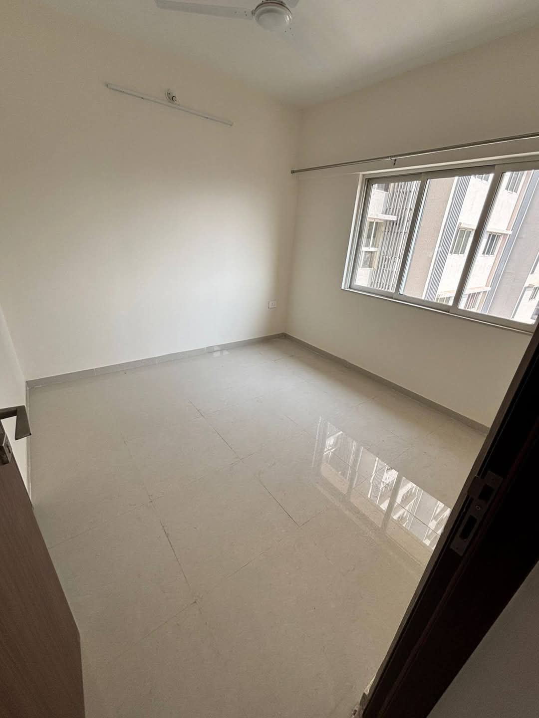 1 BHK Apartment For Rent in Omkar Signet